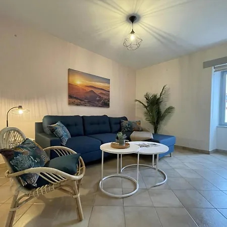 Kazerna Holiday home *